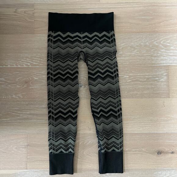 Lululemon Ebb To Street Leggings Heathered Fatigue Green Chevron size 8 - Picture 3 of 6